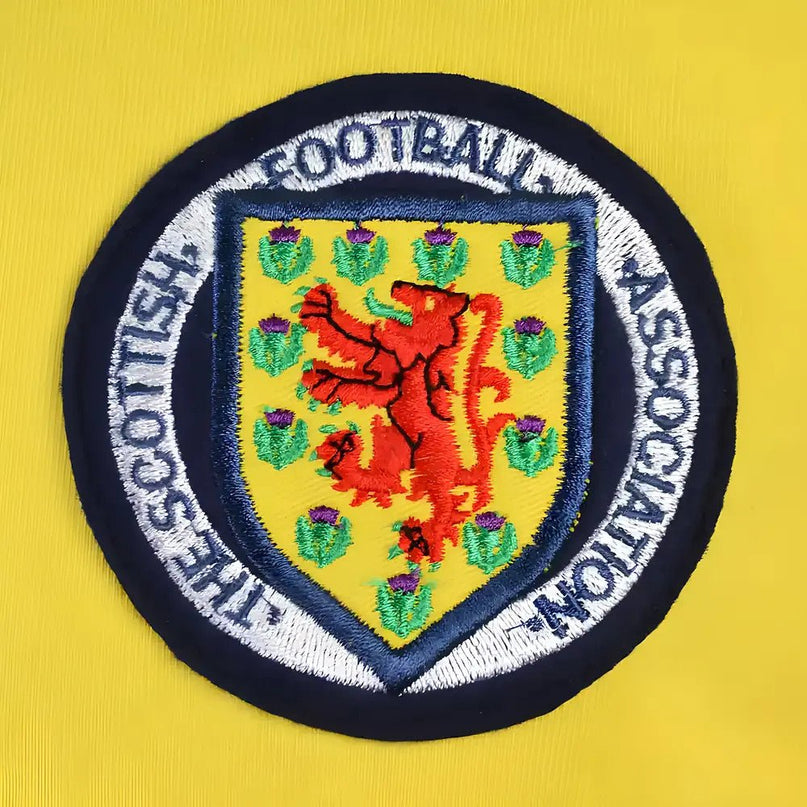Scotland 1967 Ronnie Simpson Kids GK Retro Football Shirt |Product - Football Shirts | Toffs | Absolute Rugby